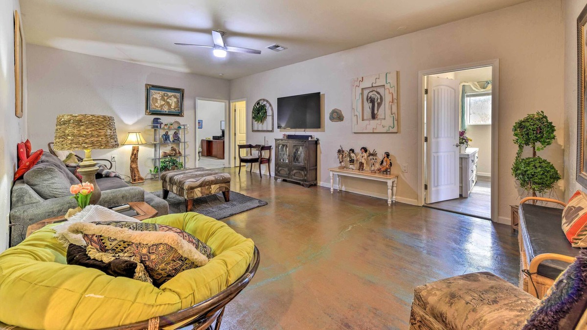Apache Junction Apartment | Apache Junction Apartment ~ 2 Mi to Trails!