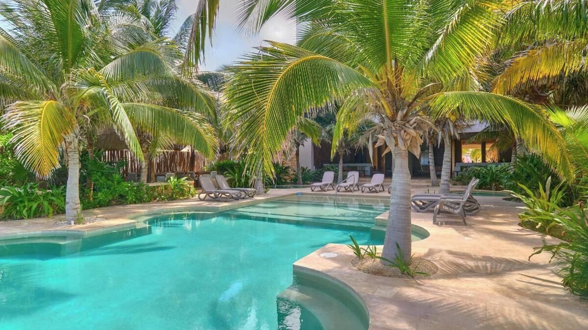 Bouvet Island House | Apartamento Puerta del Sol - Yucatan Home Rentals