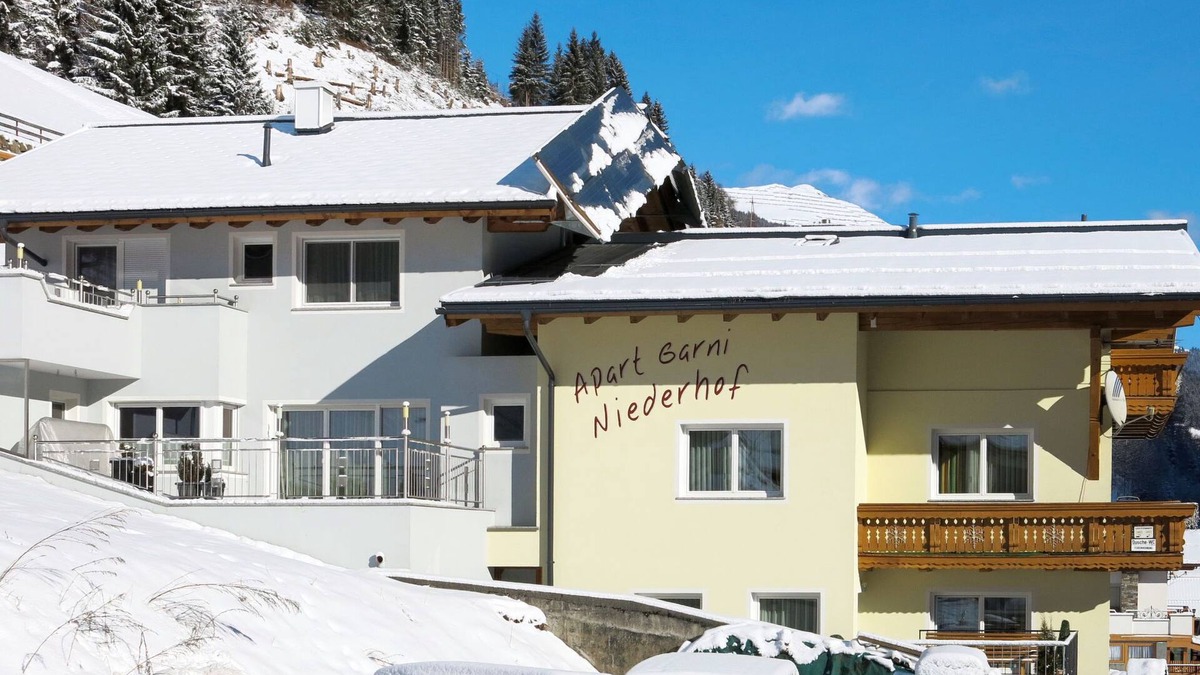 Kappl House | Apart Garni Niederhof by Interhome