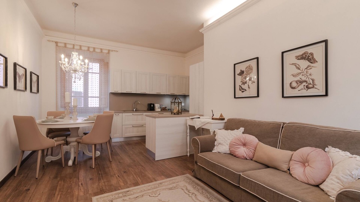 Laterina Apartment | Apartment 'Dimora Storica Toscana - Il Falegname' with Wi-Fi and Air Conditioning
