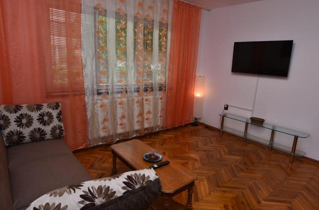Hateg Apartment | Apartament 3
