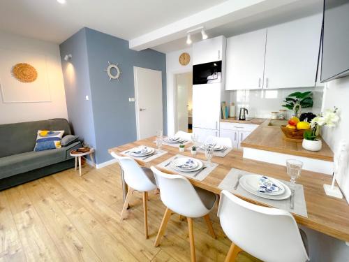 Poddabie Apartment | APARTAMENT 6B BLUE MARINE Poddąbie Basen odkryty brodziki plac zabaw