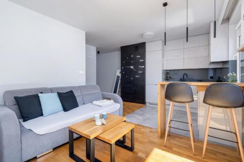 Bytkow Apartment | Apartament Blisko Parku Śląskiego w Katowicach z Parkingiem by Noclegi Renters