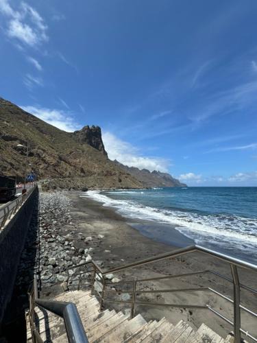 Santa Cruz de Tenerife Apartment | Apartamento junto al mar La Baja