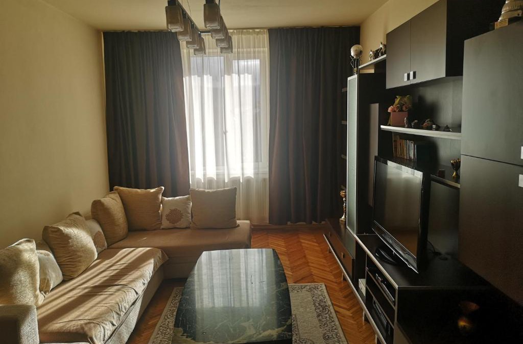 Petrosani Apartment | Apartament Florimont