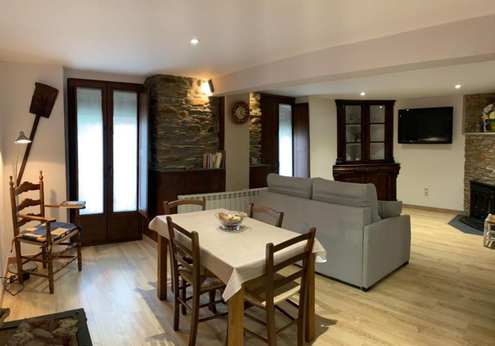 Esterri D'Aneu Apartment | Apartament Forn d'ITA