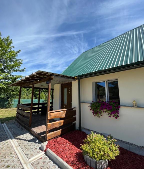 Chojnice House | Apartament „Pod Zielonym Dachem”