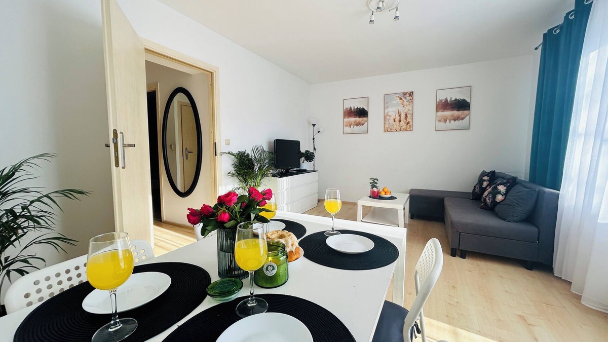 Opole Apartment | Apartament Słoneczny 3 (VAT invoice) with garage