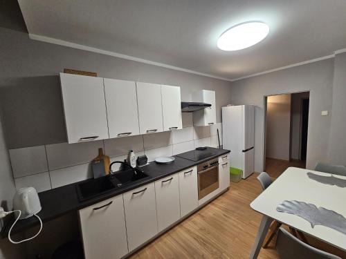Kalisz Apartment | Apartament w Kamienicy w Centrum Kalisza
