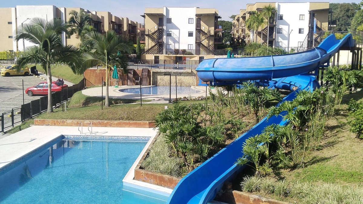 La Tebaida Apartment | Apartamento 3 Piscinas Jacuzzi Tobogán y Zonas Verdes Cerca al Parque del Café