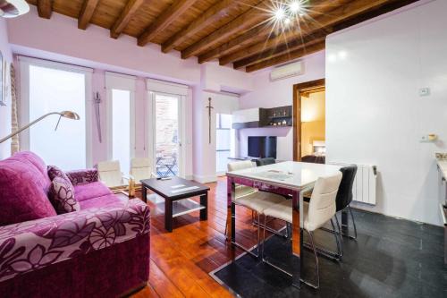 Toledo City Center Apartment | Apartamento con patio junto a la Catedral by Toledo AP