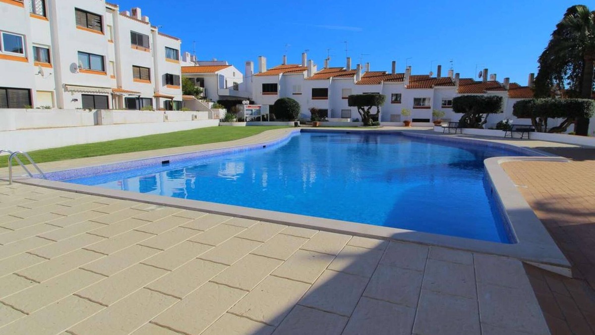 Montechoro Apartment | Apartamento das Oliveiras - Apartment with Swimming Pool just 1.5KM from the Beach