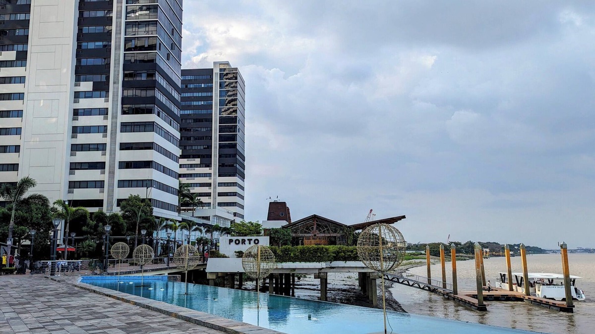 Tarqui Apartment | Apartamento de 2 habitaciones en Puerto Santa Ana Centro Turistico de Guayaquil