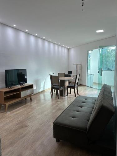 Nossa Senhora da Gloria Apartment | Apartamento de 2 quartos espaçoso!