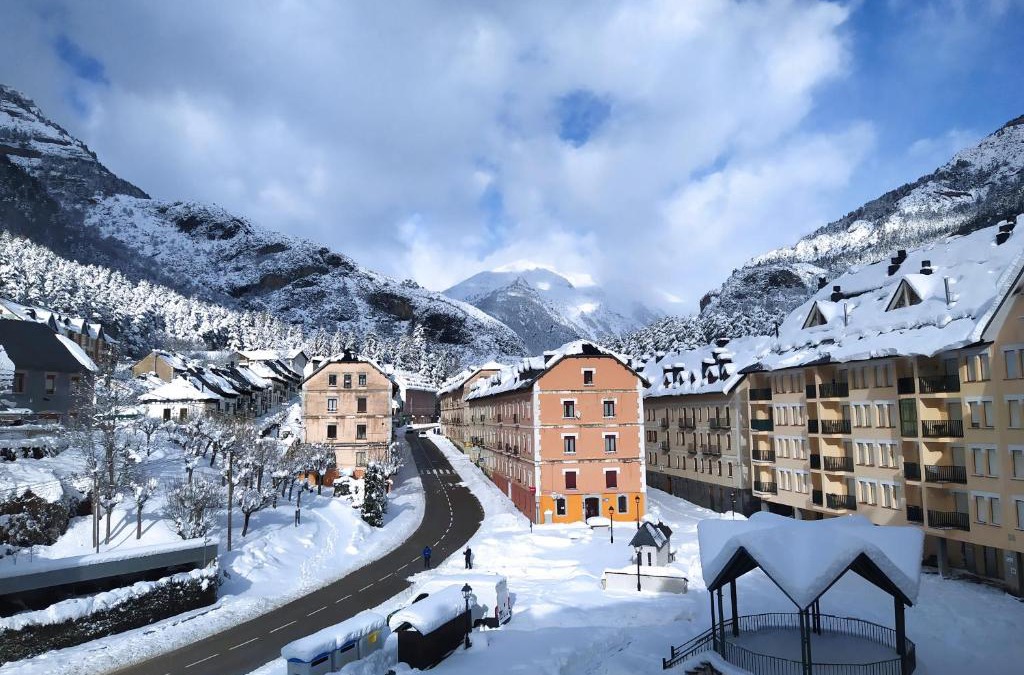 Canfranc-Estacion Apartment | Apartamento de montaña "Nueva Canfranc"