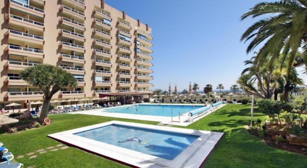 Fuengirola City Centre Apartment | Apartamento El Albero Integrado en el Hotel PYR céntrico y en primera línea de playa