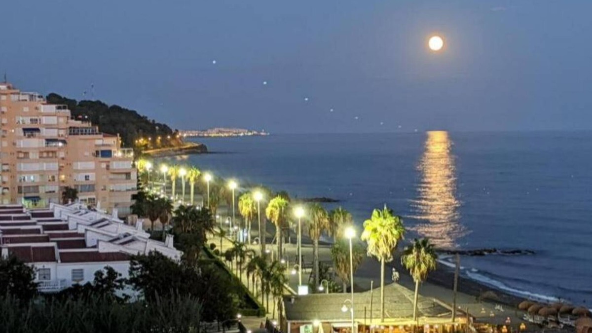 Mezquitilla Apartment | Apartamento en Algarrobo Costa con Vistas al Mar, Costa del sol
