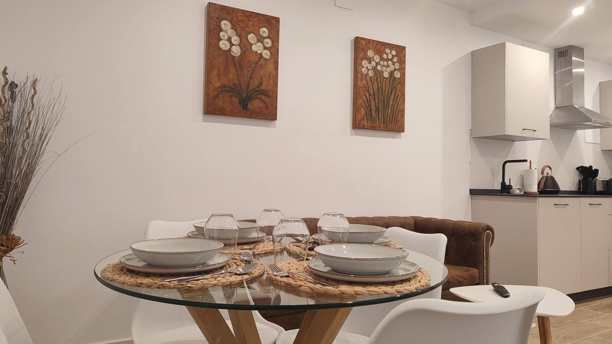 La Catedral Apartment | Apartamento en Plaza Séneca: Inés