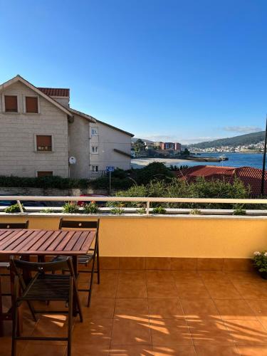 Corcubion Apartment | Apartamento Playa Blanca