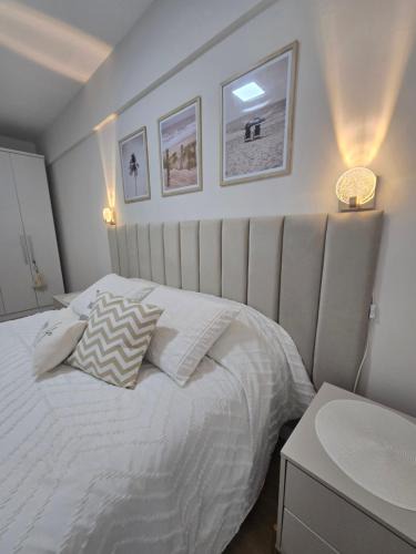 Barra Sul Apartment | Apartamento Remodelado Novo a cuadra del mar,Patio privado parking para auto pequeño-medio