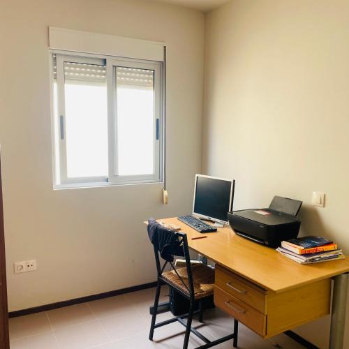 Sao Vicente House | Apartamento T2 e escritorio mobiliado, tudo incluído , água, luz, internet, maquina de lavar