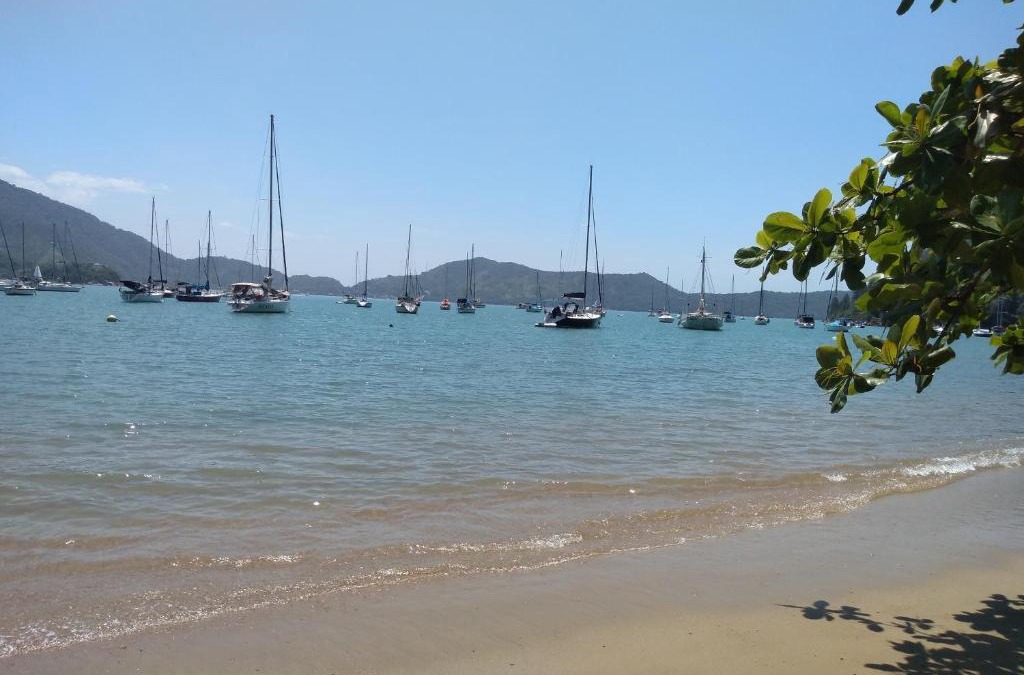 Pereque-Mirim Apartment | Apartamento Ubatuba Ypê Mirim beach