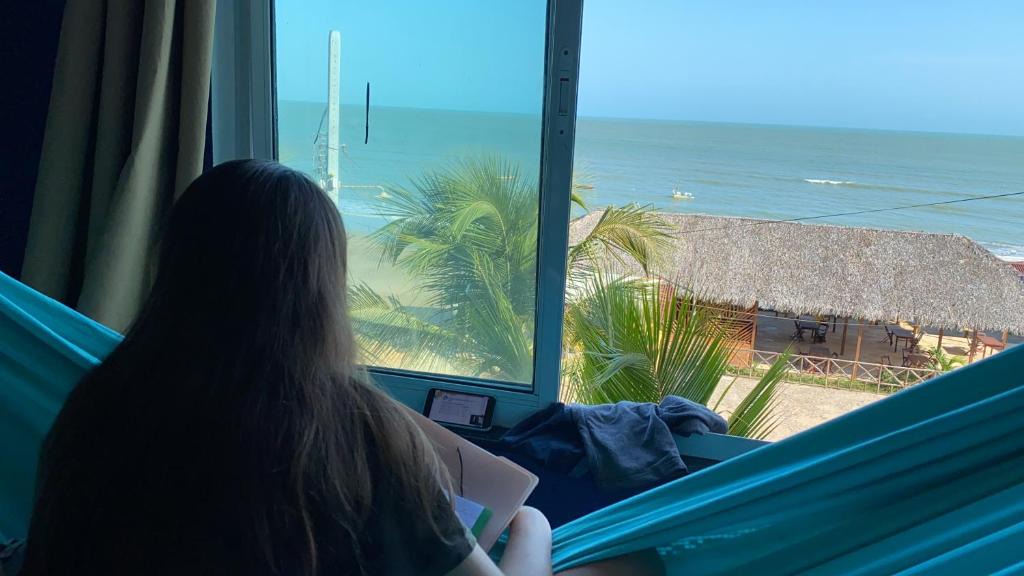 Coqueiro Apartment | Apartamento Vista Magnífica frente ao mar