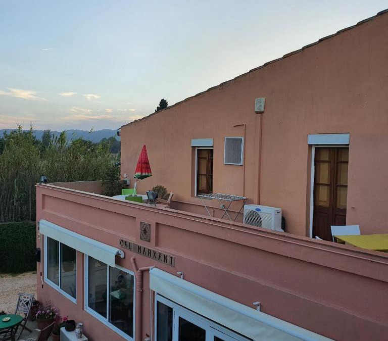 Vall-Llobrega Apartment | Apartamentos Cal Marxant