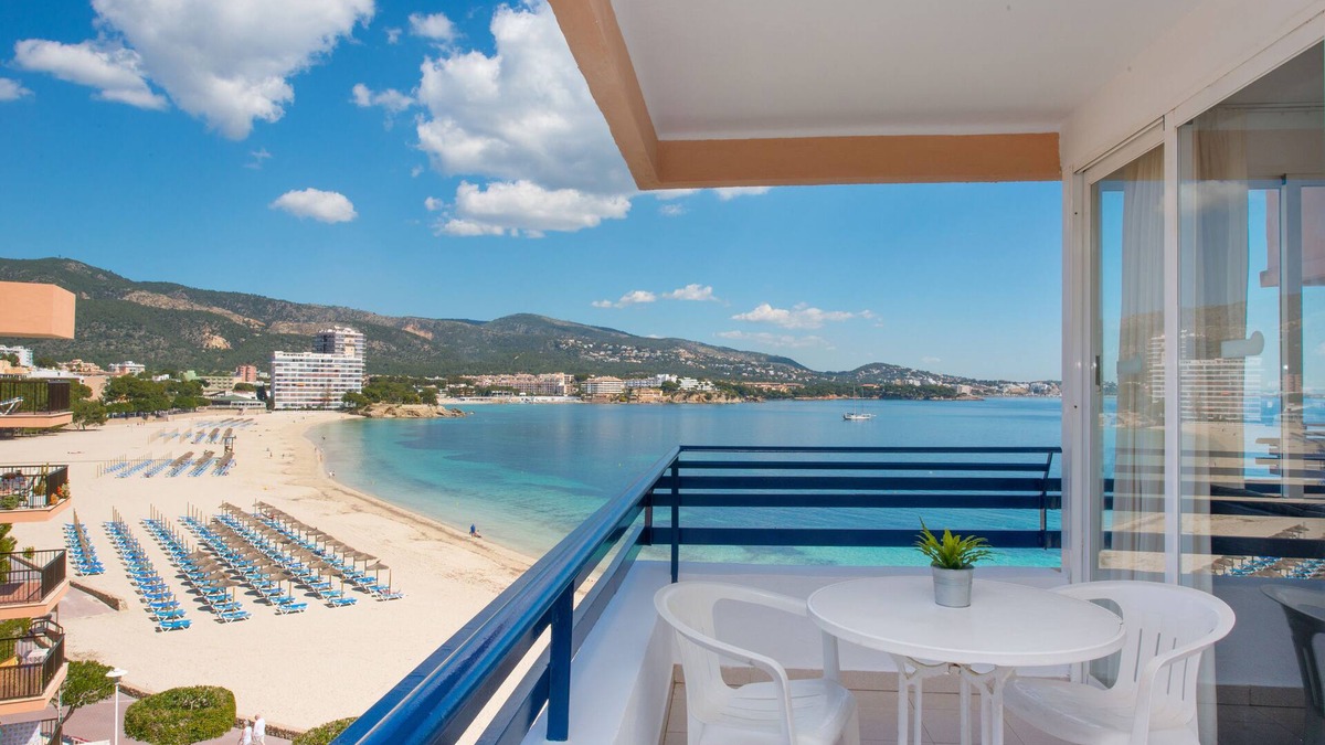 Palmanova Apartment | Apartamentos Calablanca