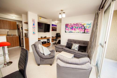 Cali Apartment | Apartamentos en el Sur de Cali, parqueadero propio, piscina, wifi