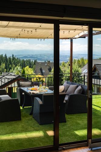 Nowy Targ Apartment | Apartamenty Blisko Słońca - Jacuzzi, Playgrounds