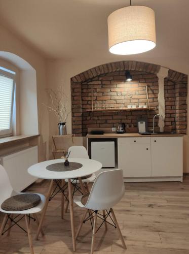 Srebrna Gora Apartment | Apartamenty i pokoje gościnne "Wacuś"