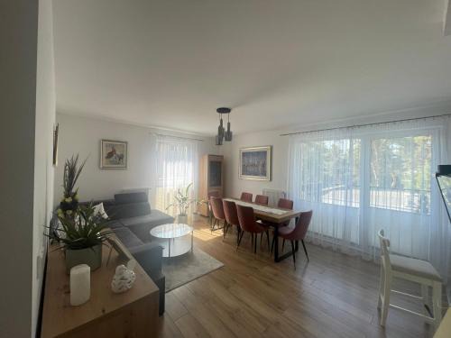 Pulawy Apartment | Apartamenty Kościuszki - faktury VAT - Klimatyzacja - Parking