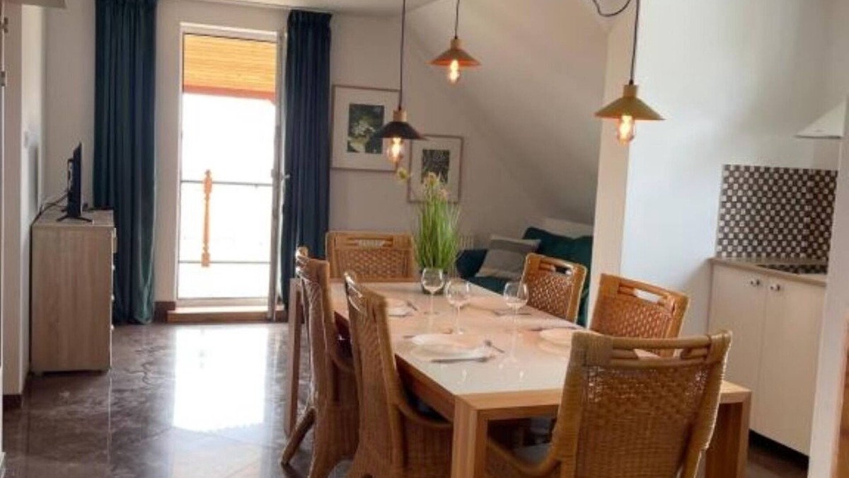 Dziwnowek Apartment | Apartamenty Prima: App. with balcony Beach is only 10 minutes walk away