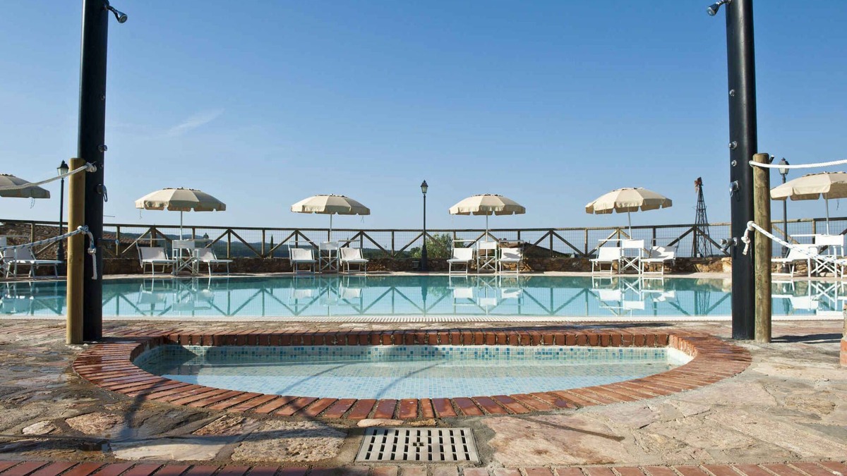 Casalappi Condo | Apartement with air conditioning and outdoor pool