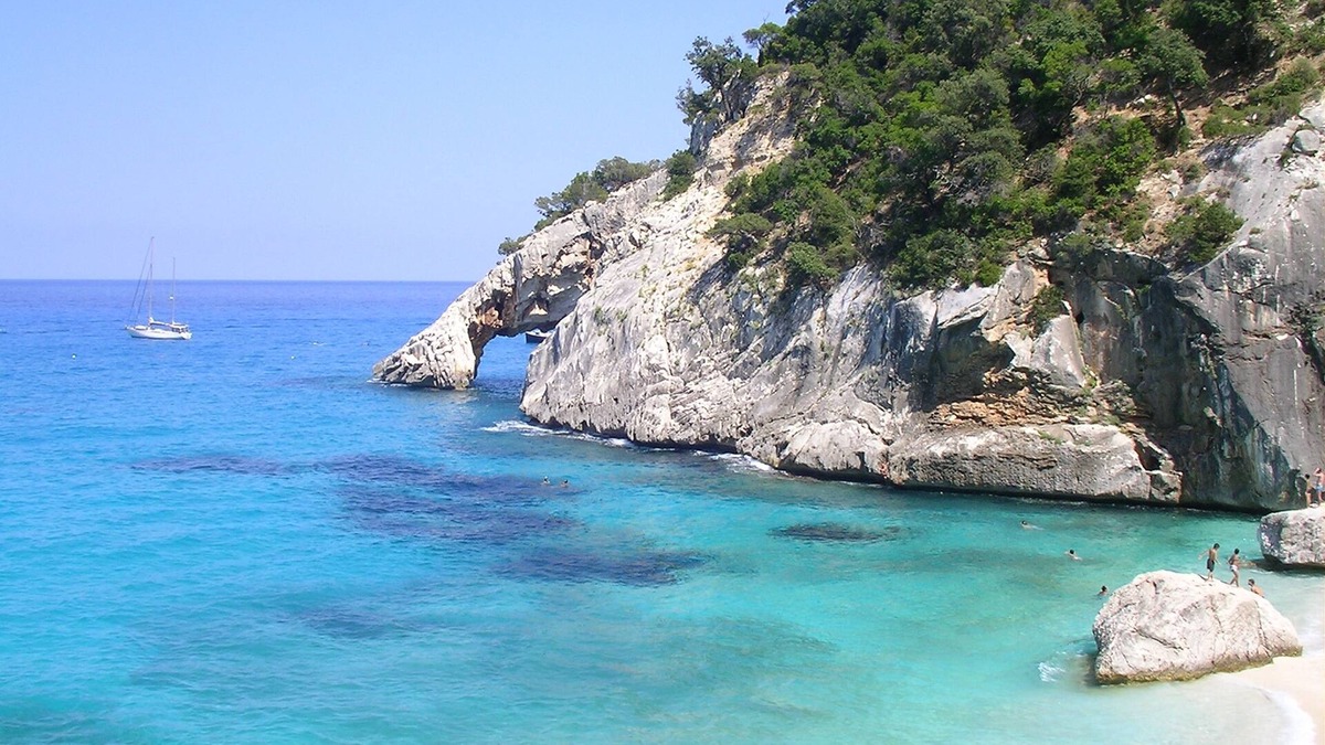 Torre di Bari Hotel | Aparthotel Domus De Janas Sul Mare