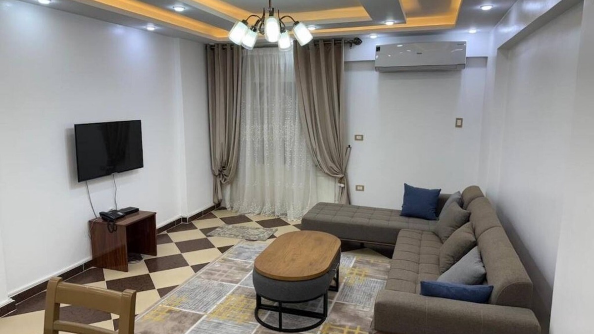 Al-Muntazah Apartment | Aparthotel, Sidi Bishr, see the sea, elegant furniture, fully air-conditioned