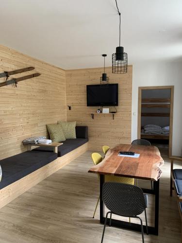 Karlova Studanka Apartment | Apartmán Hubertus No 2