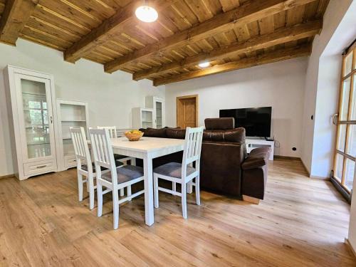 Velke Karlovice Apartment | Apartmán u Ondrucha