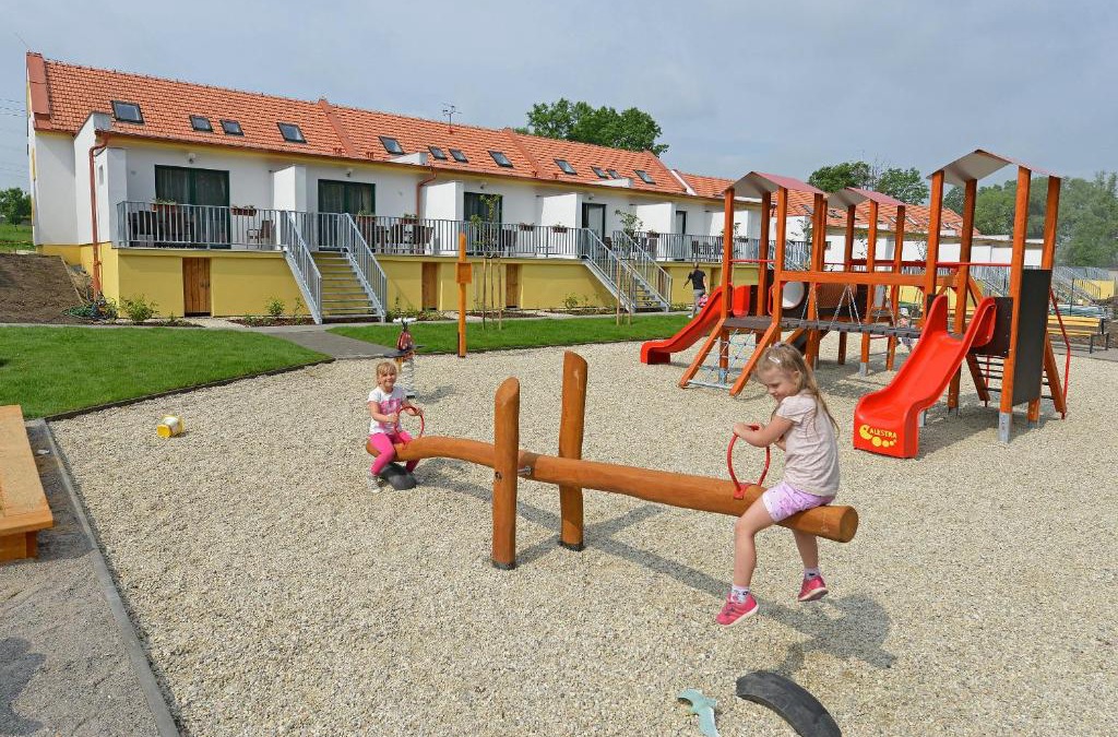 Hlohovec Apartment | Apartmány Belveder