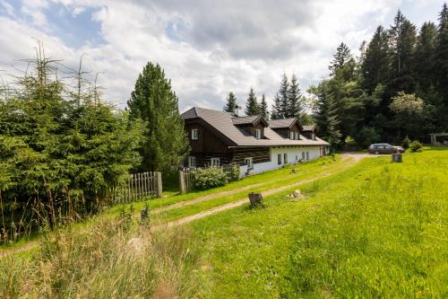 Zdikov Apartment | Apartmány U Šakala