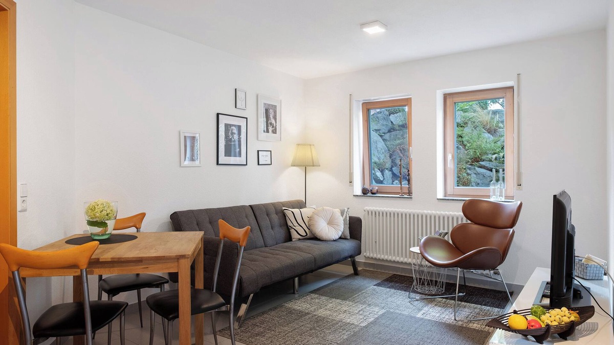 Oberrotweil Apartment | Apartment 'Feierabend' with Private Terrace and Wi-Fi