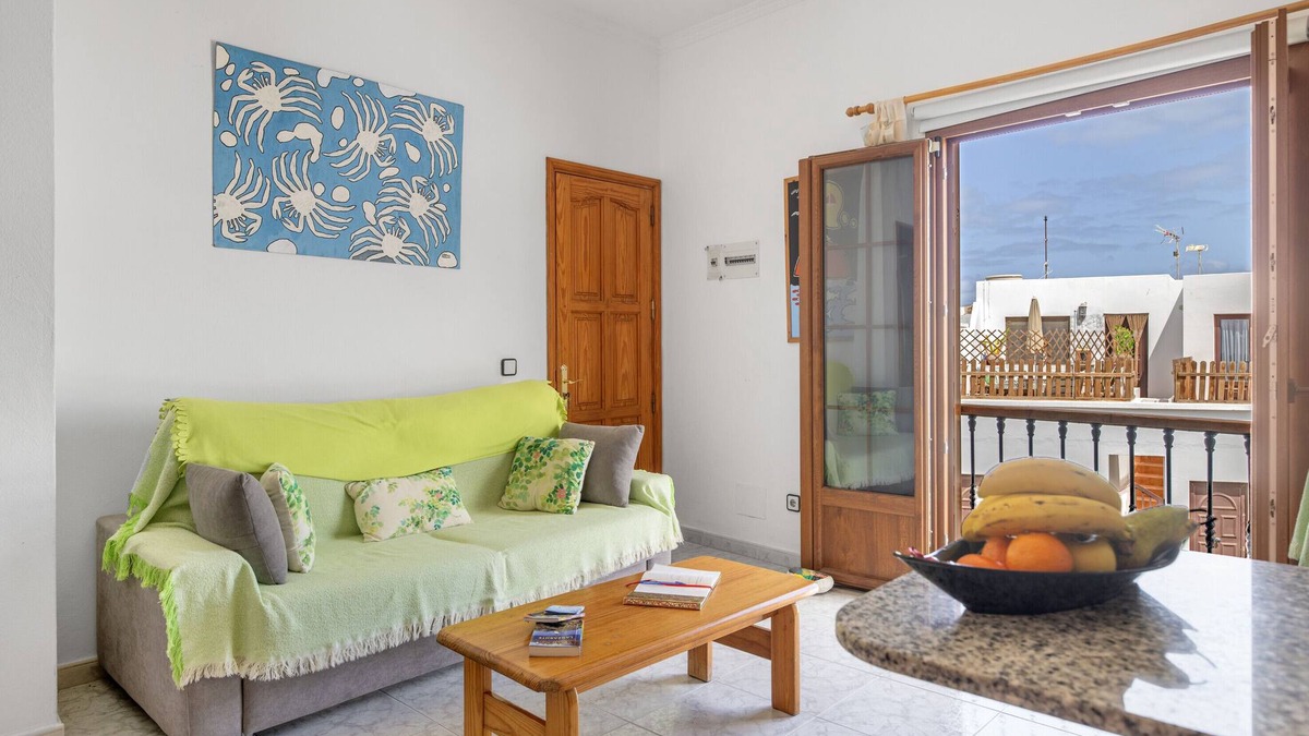 El Golfo Apartment | Apartment "Casita Isabella" in Fishing Village Close to Beach and National Park