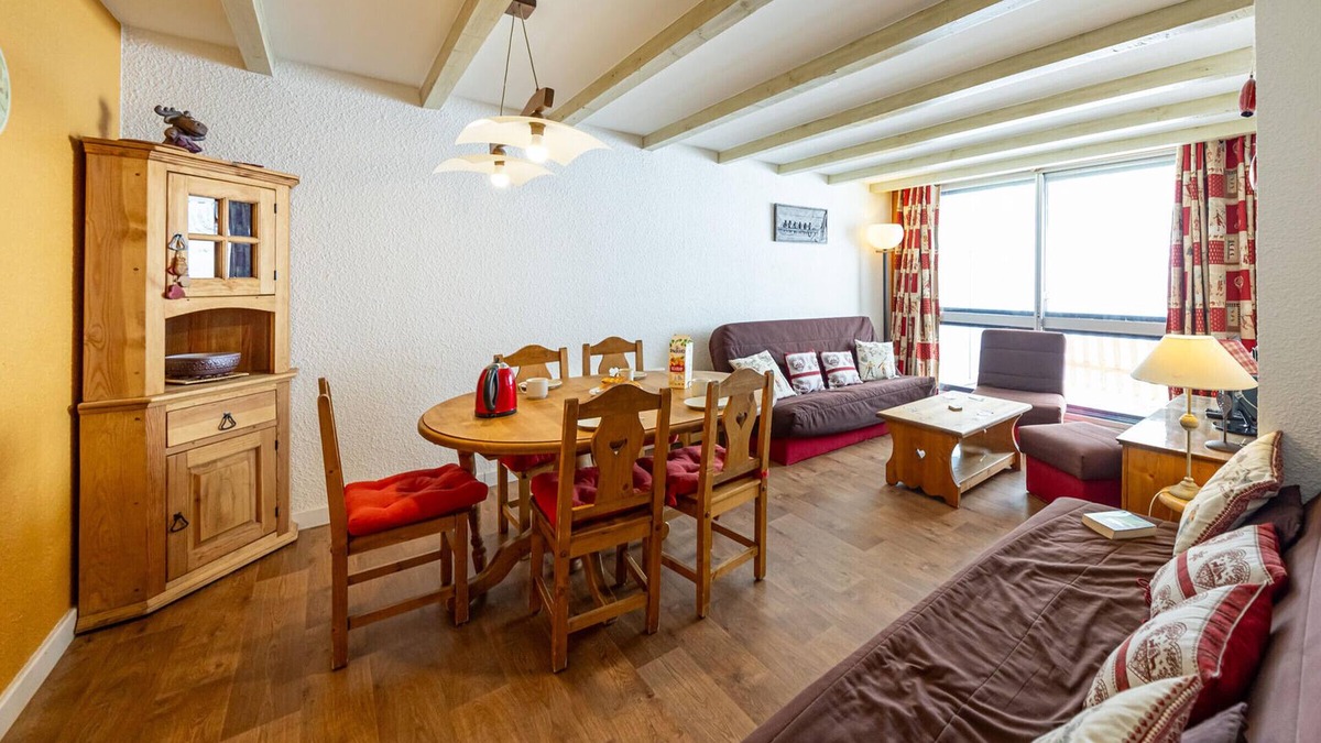 Saint-Francois-Longchamp Apartment | Apartment 57m², 6 pers, ski-in ski-out, near shops