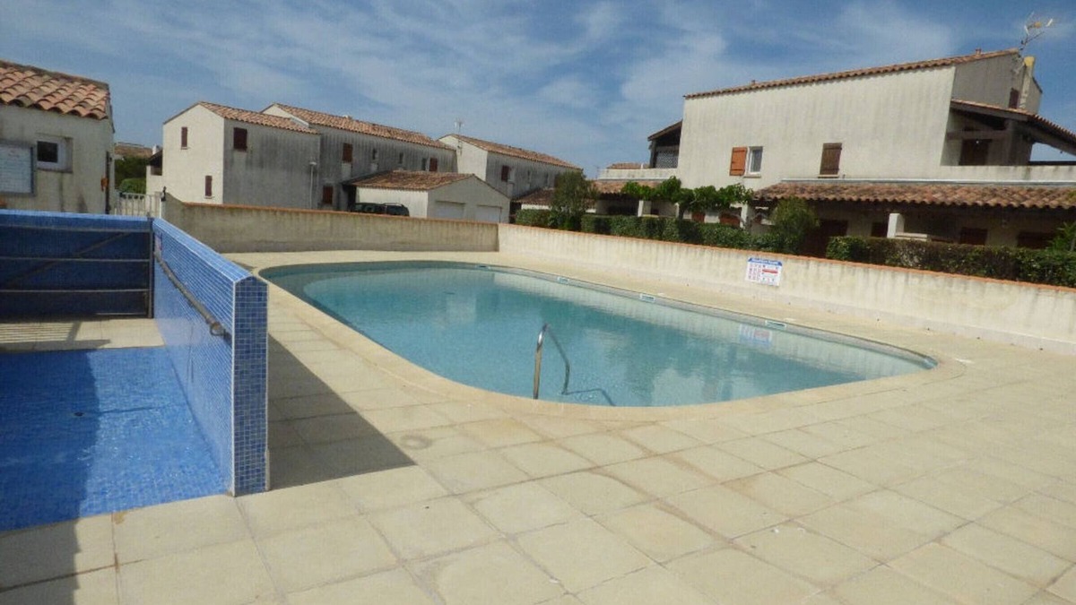 Saintes-Maries-de-la-Mer Apartment | Apartment for 6 with parking