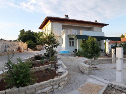 Mrgani Apartment | Apartman Brina