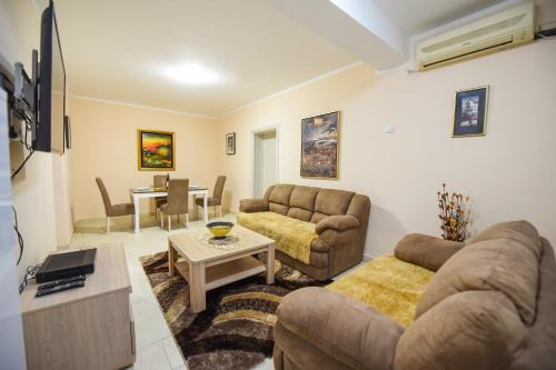 Downtown Apartment | Apartman Centar 1