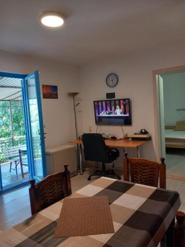 Trebesinj Apartment | Apartman Dadi
