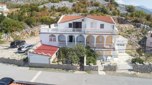 Cesarica Apartment | Apartmani Marijana