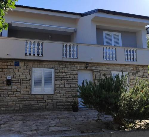 Donji Karin House | Apartmani Val